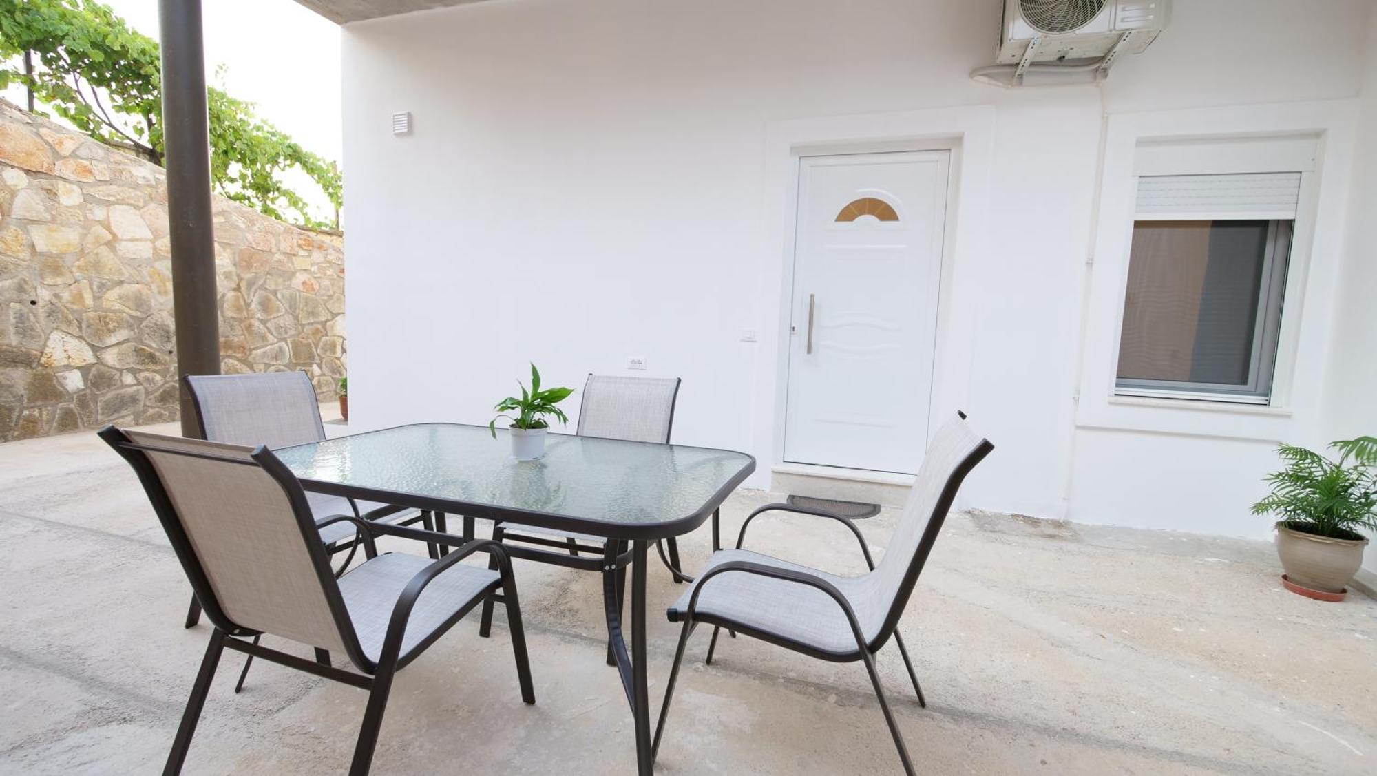 Blue Mare Apartments Saranda Dış mekan fotoğraf