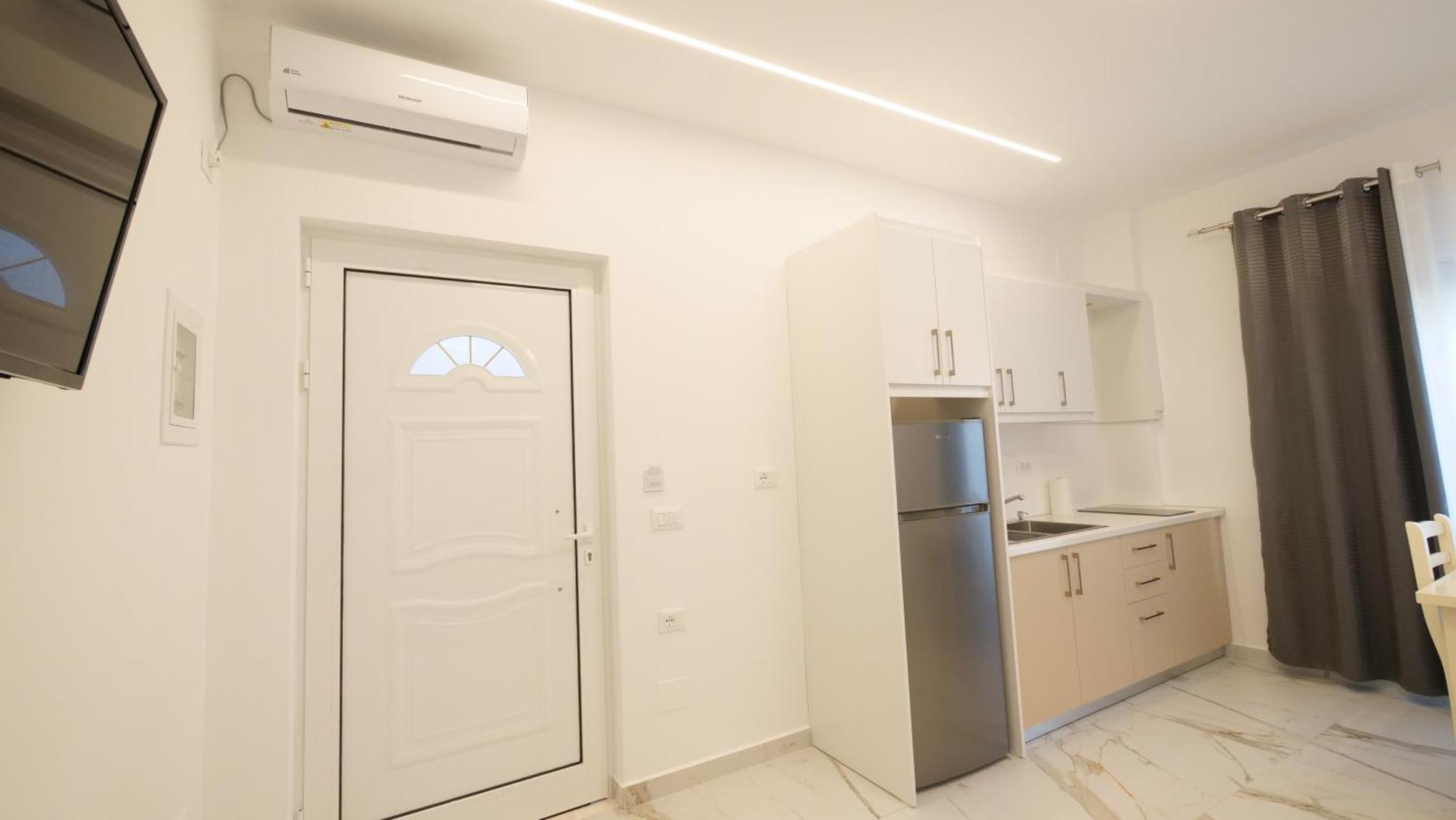 Blue Mare Apartments Saranda Dış mekan fotoğraf