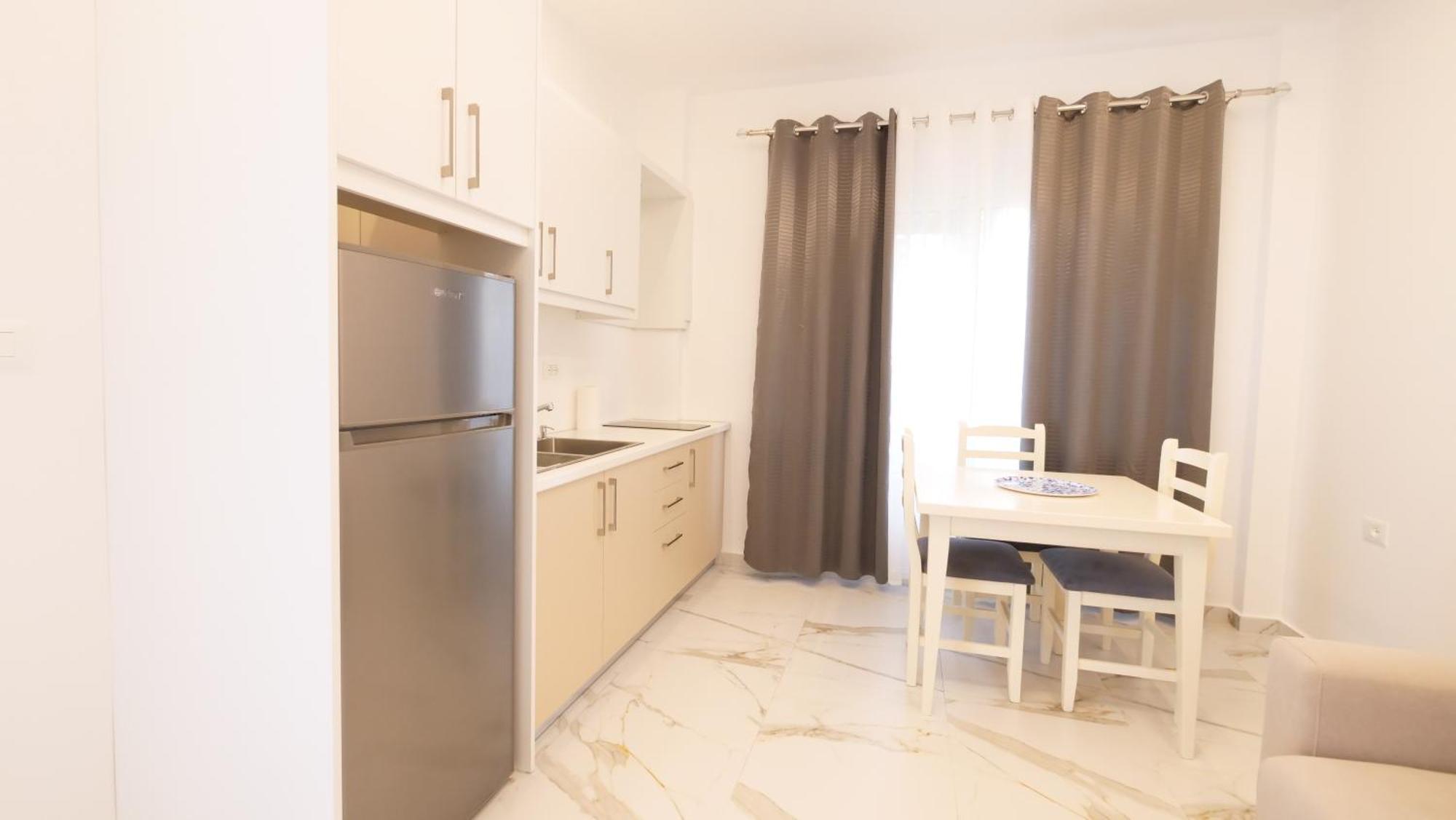 Blue Mare Apartments Saranda Dış mekan fotoğraf