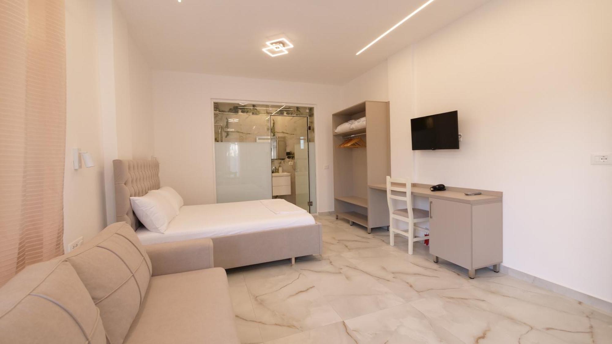 Blue Mare Apartments Saranda Dış mekan fotoğraf