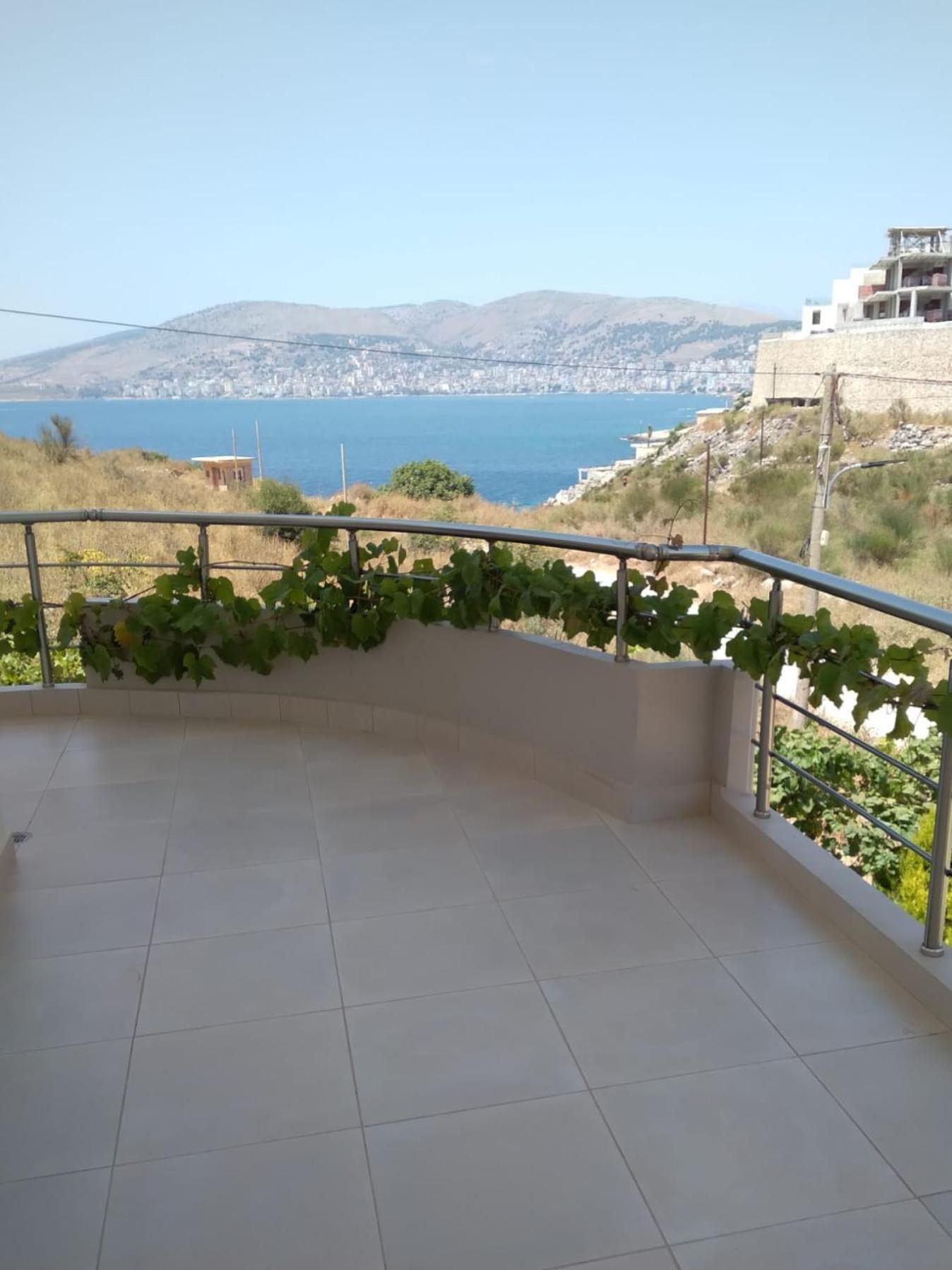 Blue Mare Apartments Saranda Dış mekan fotoğraf
