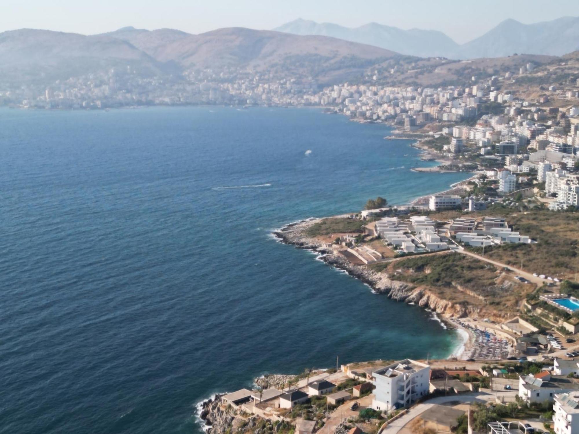 Blue Mare Apartments Saranda Dış mekan fotoğraf