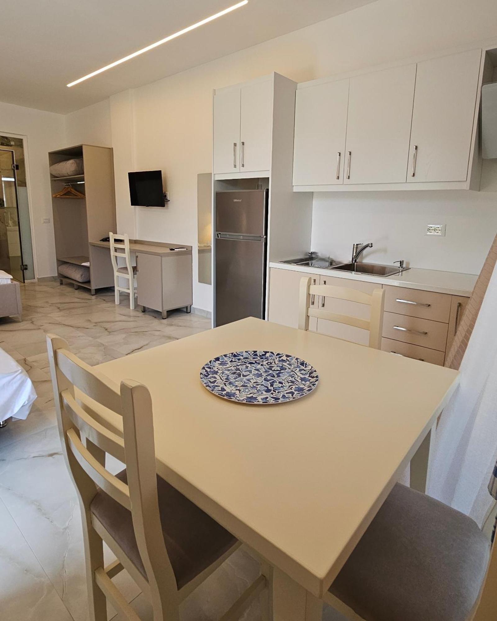 Blue Mare Apartments Saranda Dış mekan fotoğraf
